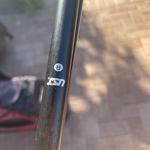 Tommy Armou 845 Silverback Iron 8/9 In Right Handed  graphite shafts - Picture 7 of 9